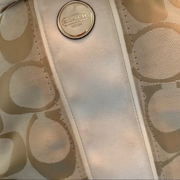 Coach Signature C Fabric Hobo - Picture 5 of 5